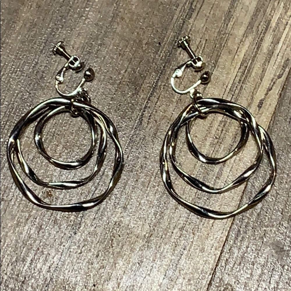 Clip on super cute earrings
